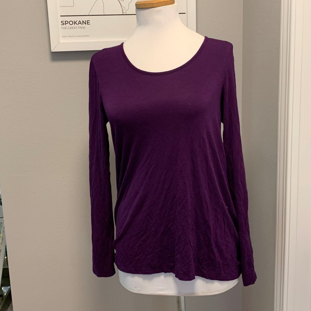 EUC‎ Loveappella Long Sleeve Slit Back Shirt, Small